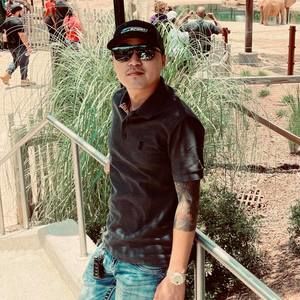 Meet your Posher, Phan